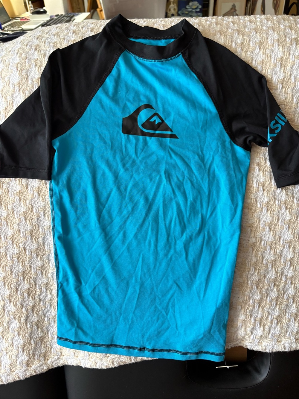 Quiksilver Boys' Black and Blue Rash Guard Swim Shirt